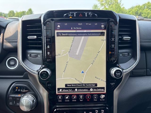 Used 2019 RAM 1500 Laramie AWD/4WD image 16
