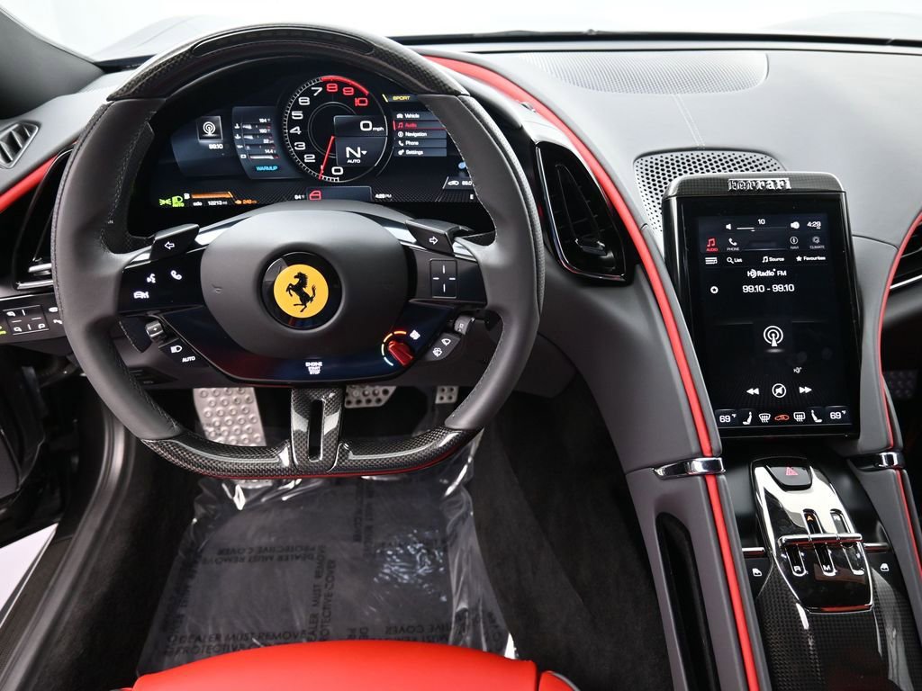 Used 2022 Ferrari Roma RWD image 6