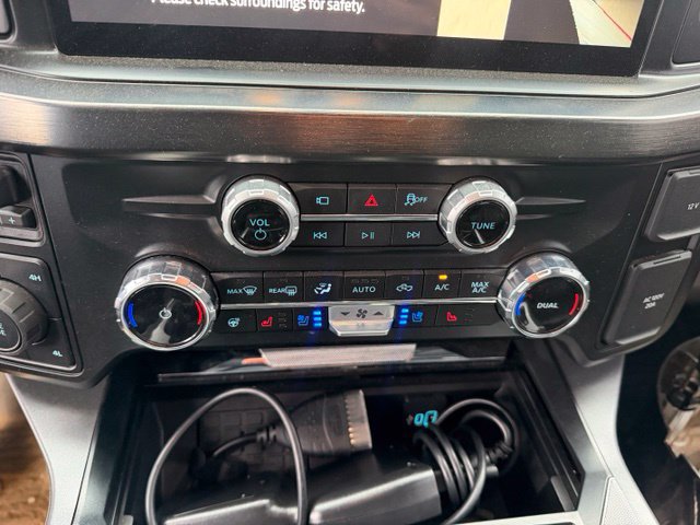 Certified 2025 Ford F450 Lariat w/ Lariat Ultimate Package AWD/4WD image 18