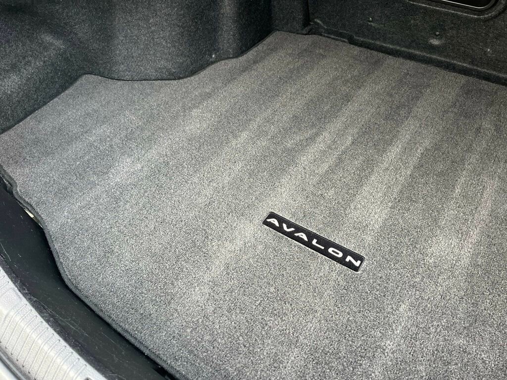 Used 2013 Toyota Avalon image 35