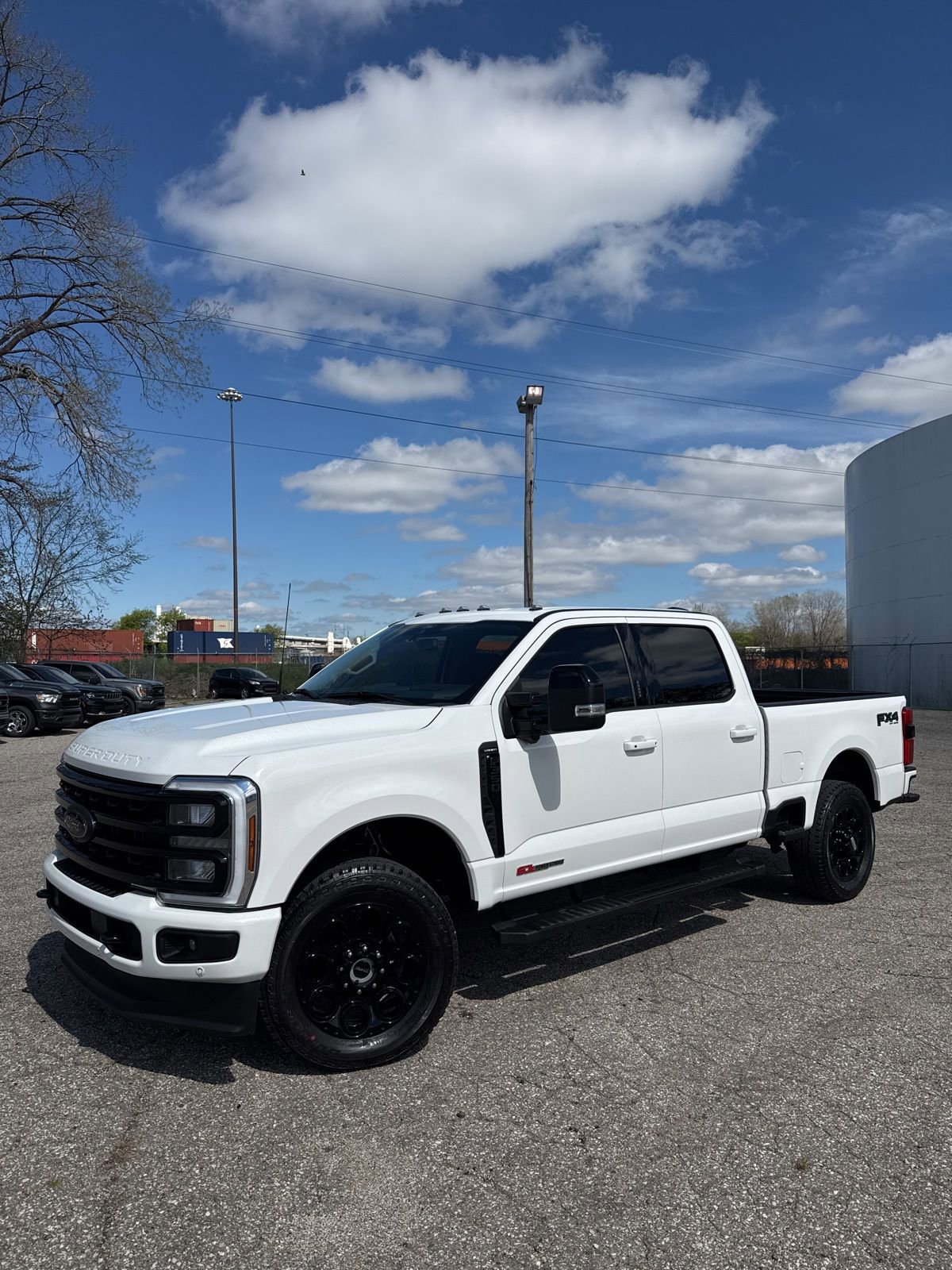 Used 2024 Ford F350 Lariat w/ Lariat Ultimate Package AWD/4WD image 1