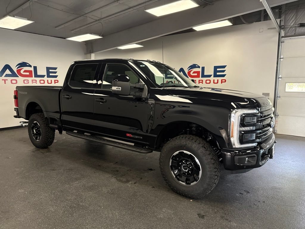 New 2026 Ford F350 Platinum w/ Tremor Off-Road Package