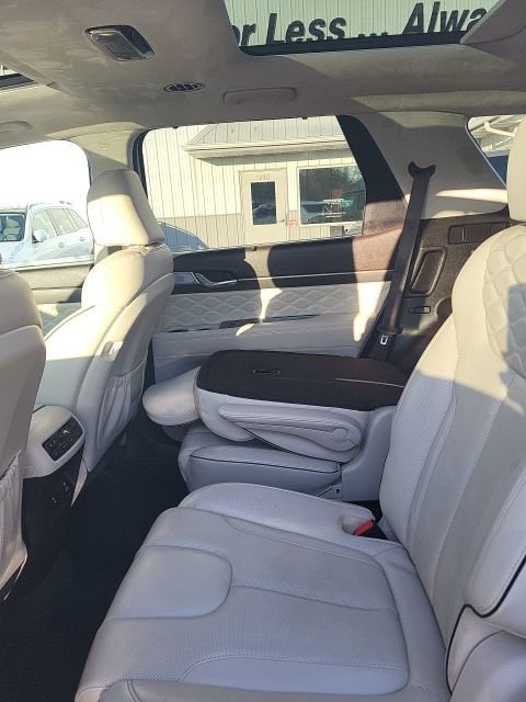 Used 2021 Hyundai Palisade Calligraphy image 12
