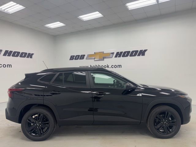 New 2026 Chevrolet Trax ACTIV w/ Sunroof Package image 4