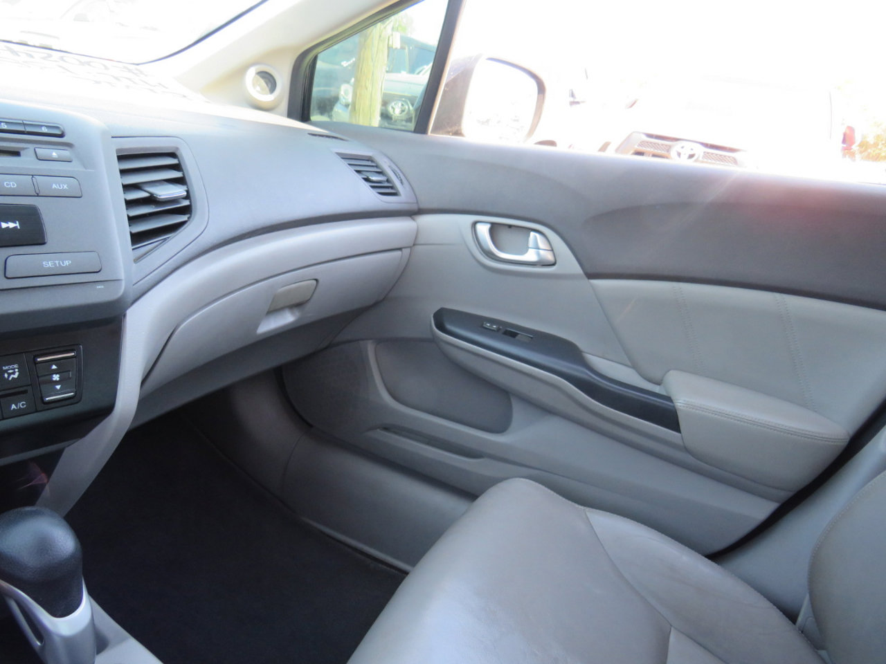 Used 2012 Honda Civic CVT AT-PZEV with Leather image 18