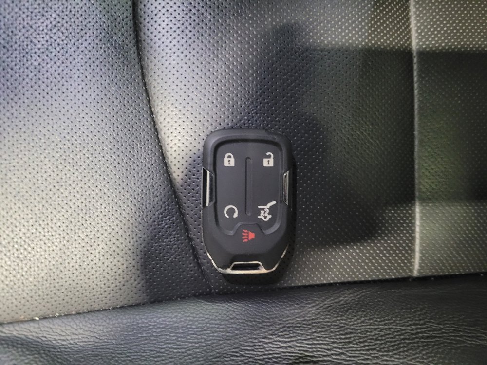 Used 2021 GMC Terrain SLT w/ LPO, Floor Liner Package AWD/4WD image 32