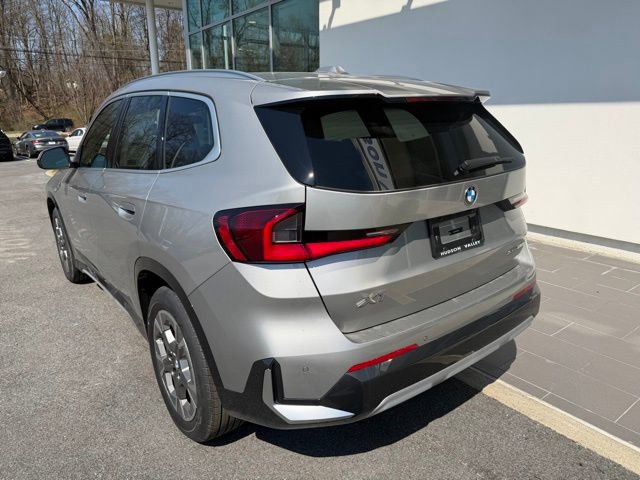 New 2026 BMW X1 xDrive28i w/ Technology Package AWD/4WD image 9