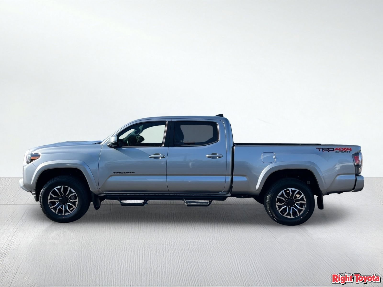 Certified 2023 Toyota Tacoma TRD Sport w/ TRD Premium Sport Package AWD/4WD image 4