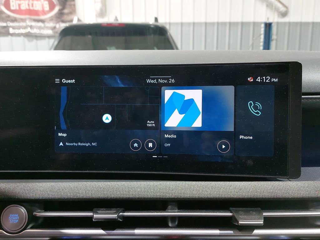 Certified 2025 Hyundai Santa Cruz Limited image 18