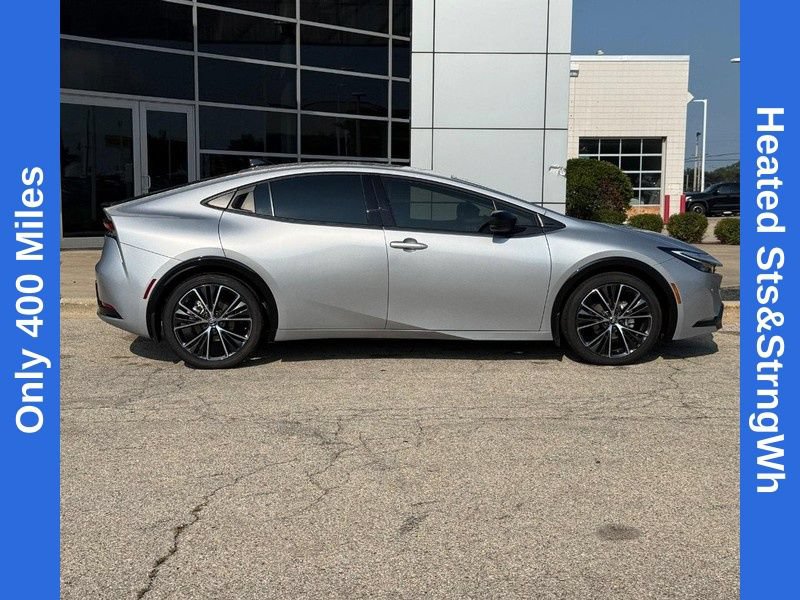 Used 2026 Toyota Prius XLE FWD image 2