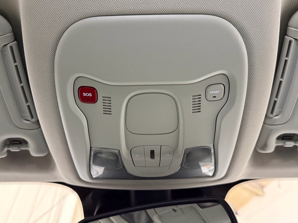 Certified 2022 Jeep Renegade Limited AWD/4WD image 17