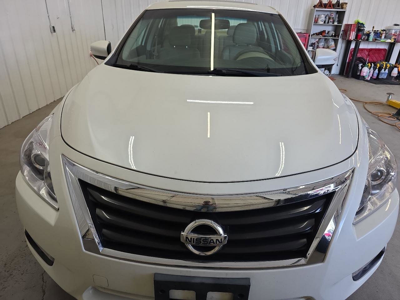 Used 2015 Nissan Altima 2.5 SL w/ Technology Package FWD image 22