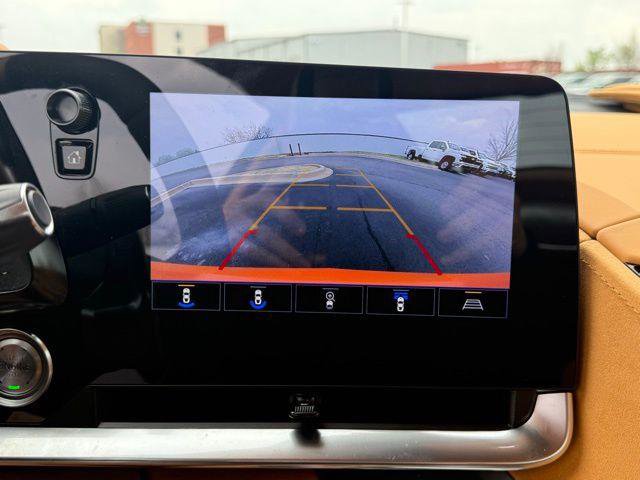 Used 2022 Chevrolet Corvette Stingray Premium Conv w/ Z51 Performance Package image 41