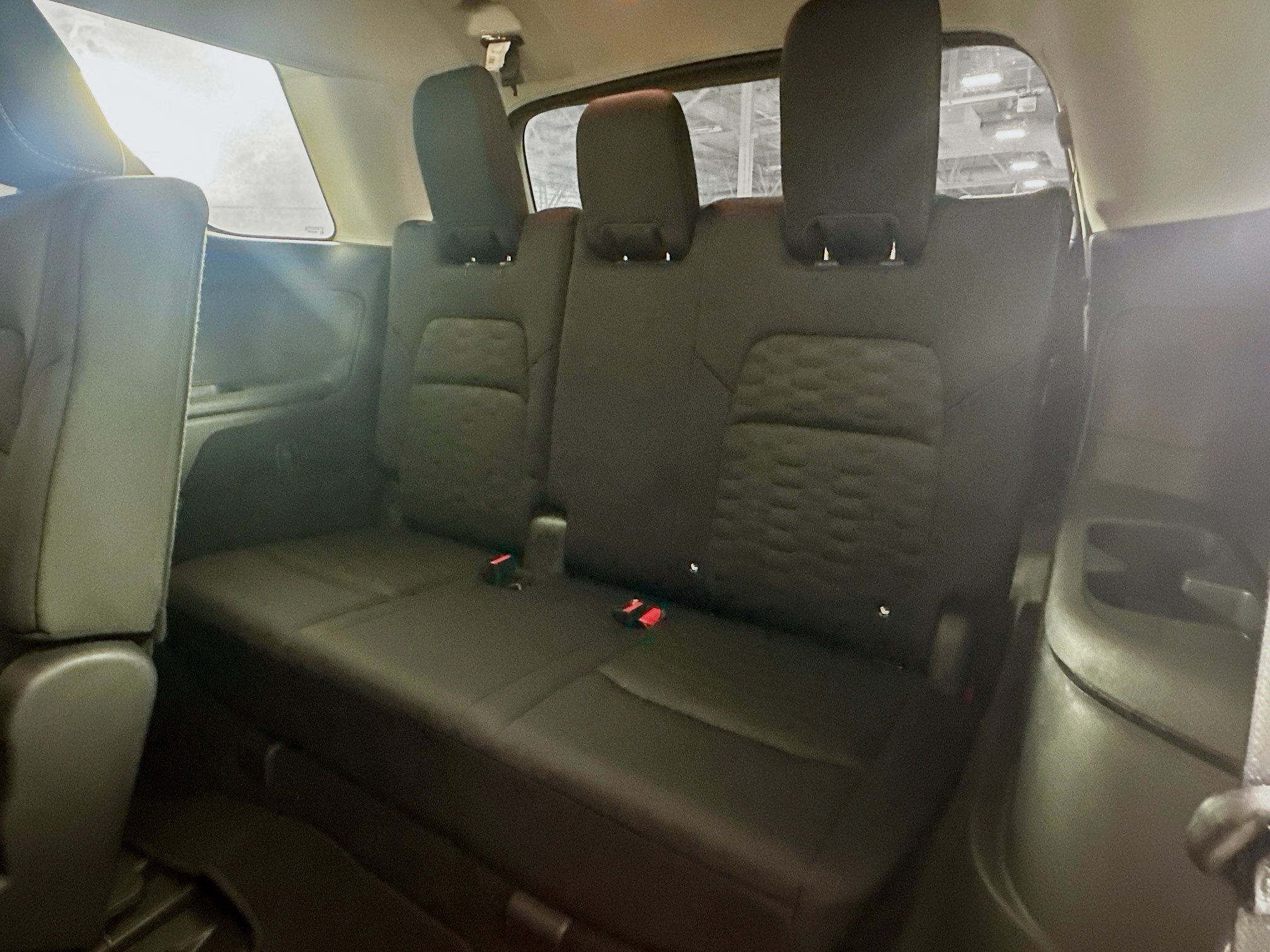 Used 2025 Nissan Pathfinder SV AWD/4WD image 28
