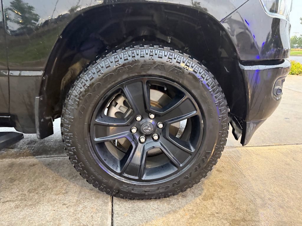 Used 2020 RAM 1500 Big Horn AWD/4WD image 11