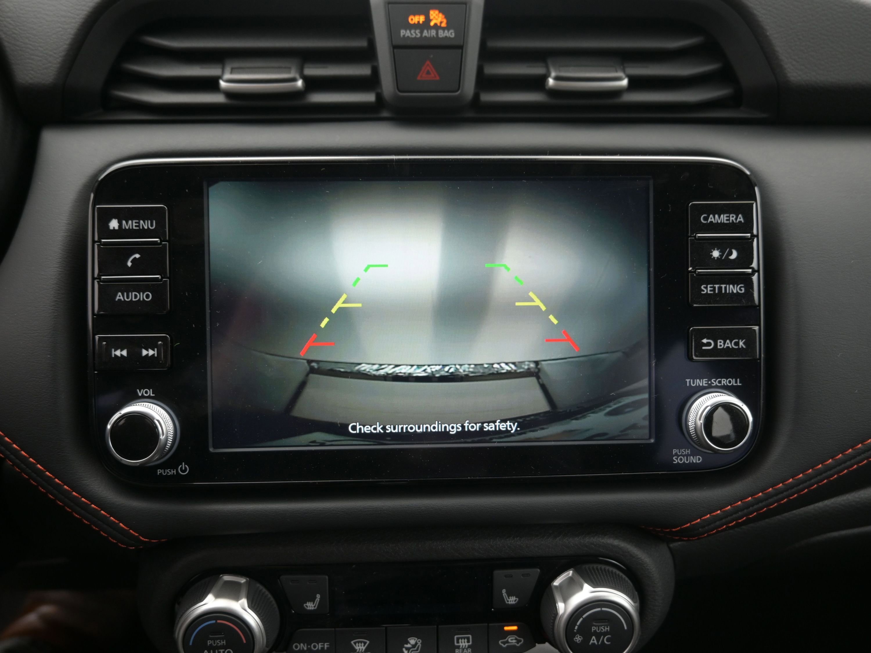 New 2025 Nissan Versa SR w/ Trunk Package image 15