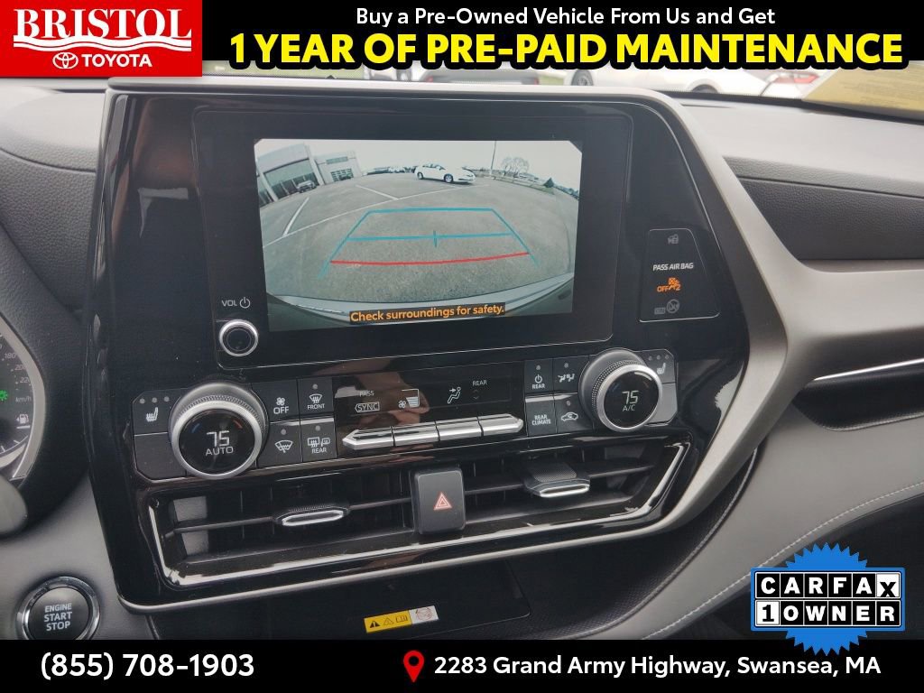 Used 2023 Toyota Highlander AWD image 27