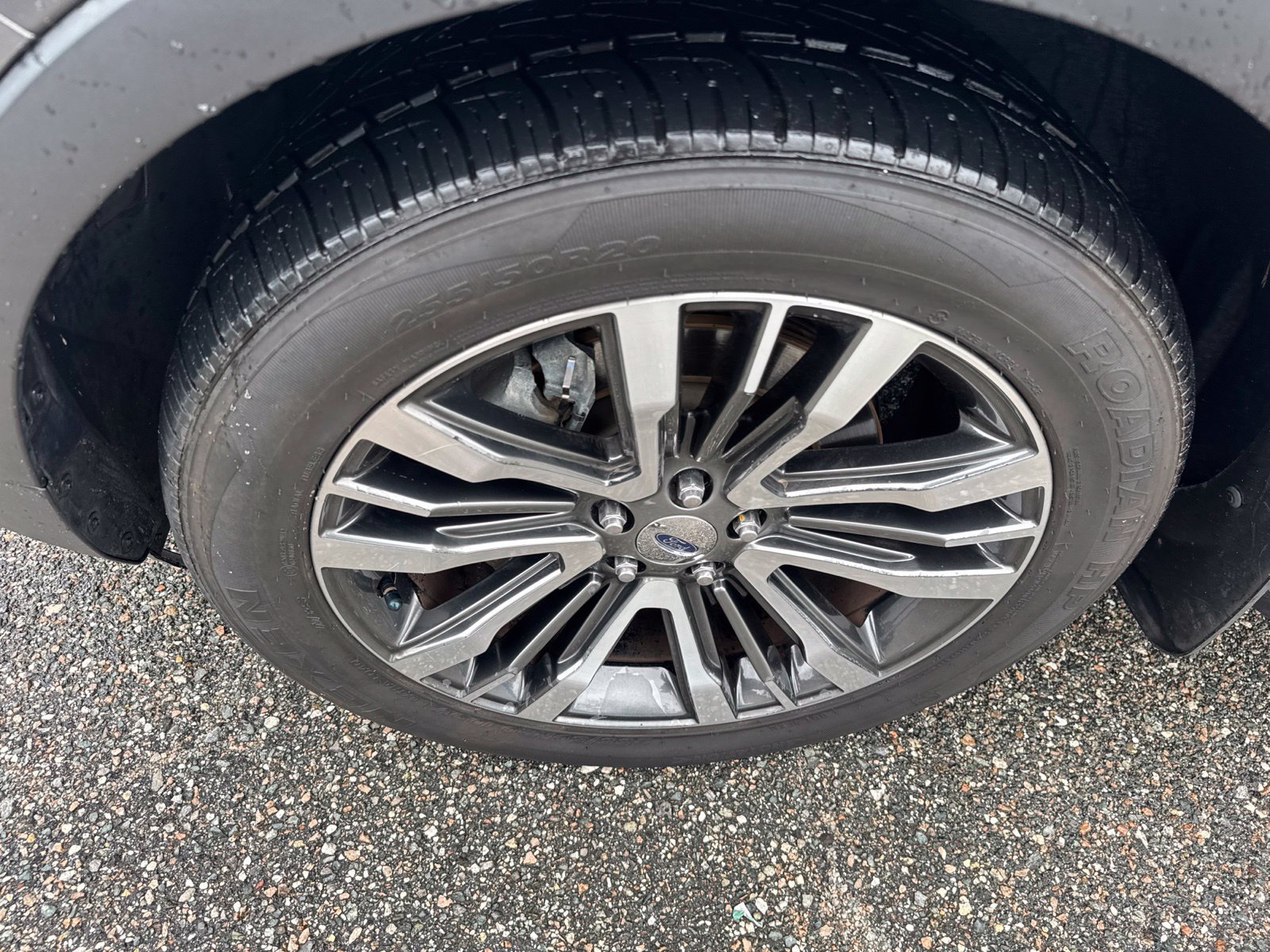 Used 2017 Ford Explorer Platinum AWD/4WD image 12