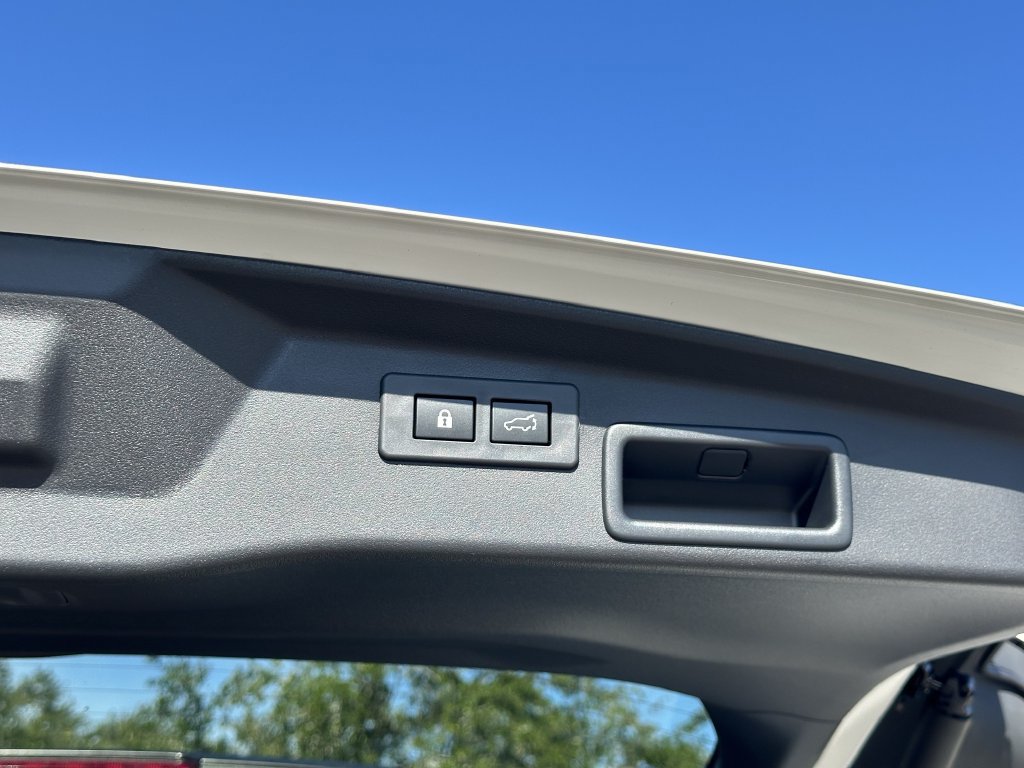 New 2026 Subaru Outback Limited AWD/4WD image 10