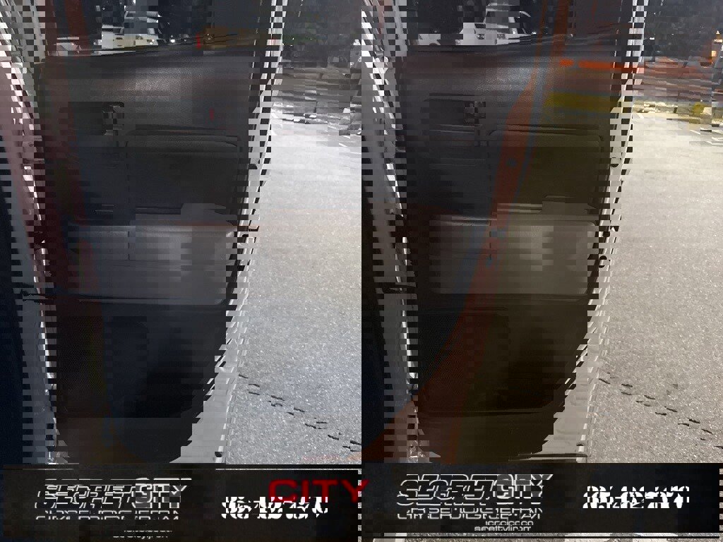 Used 2012 Toyota Tundra 4x4 Double Cab image 13