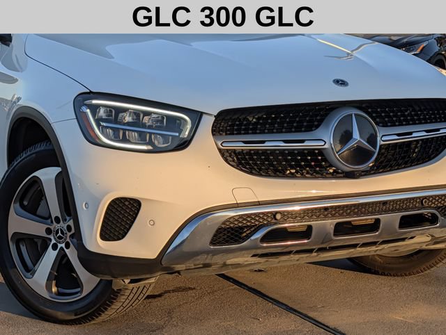 Used 2023 Mercedes-Benz GLC 300 4MATIC Coupe image 3