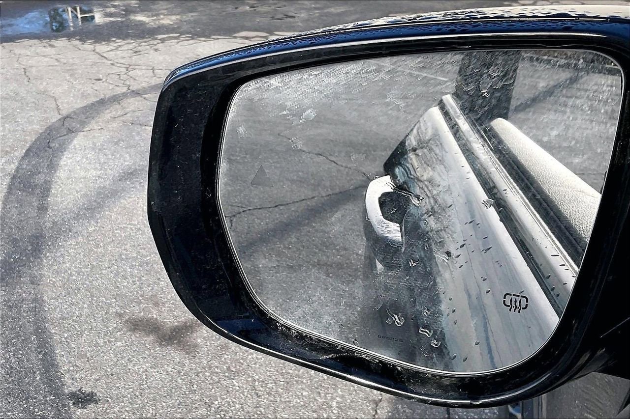 New 2026 Jeep Grand Cherokee Limited w/ Limited Altitude Package AWD/4WD image 26