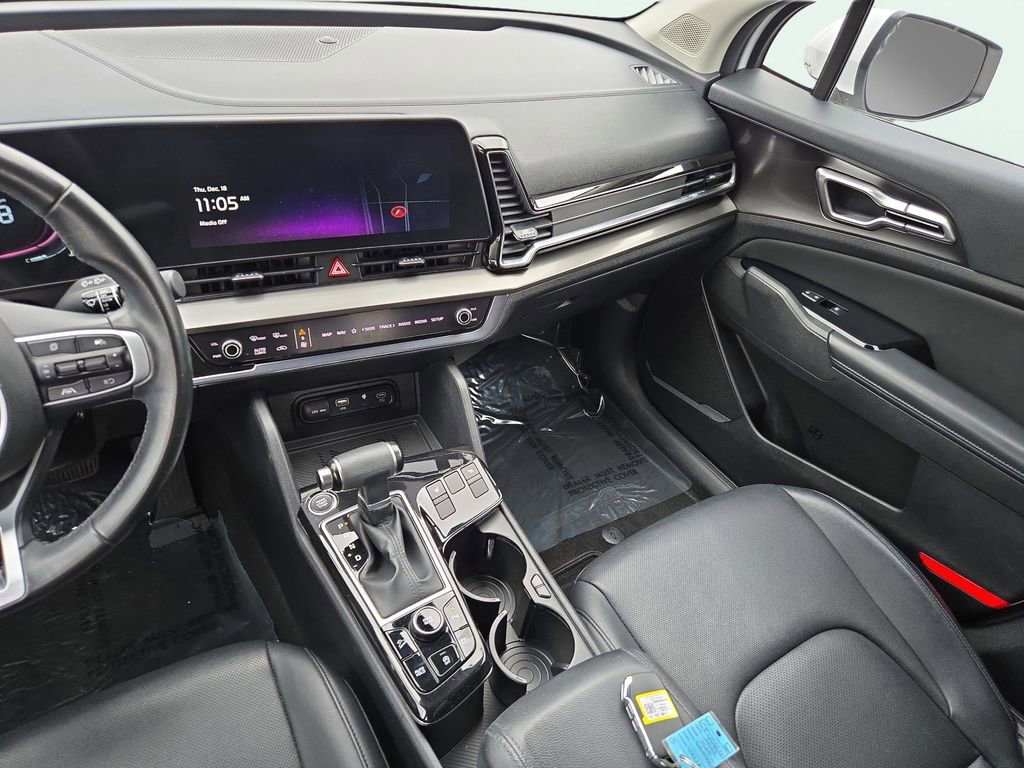 Used 2023 Kia Sportage EX image 13