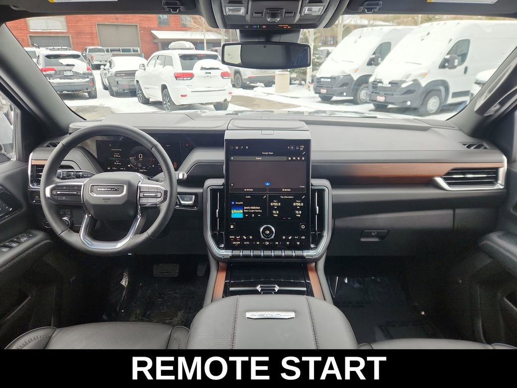 Used 2025 GMC Yukon Denali AWD/4WD image 14