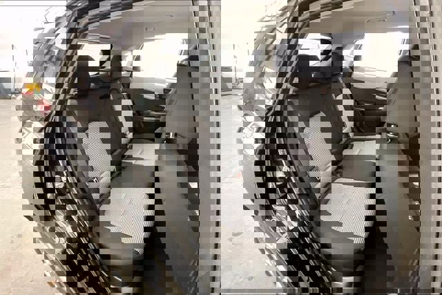 Used 2021 Hyundai Kona SE image 18