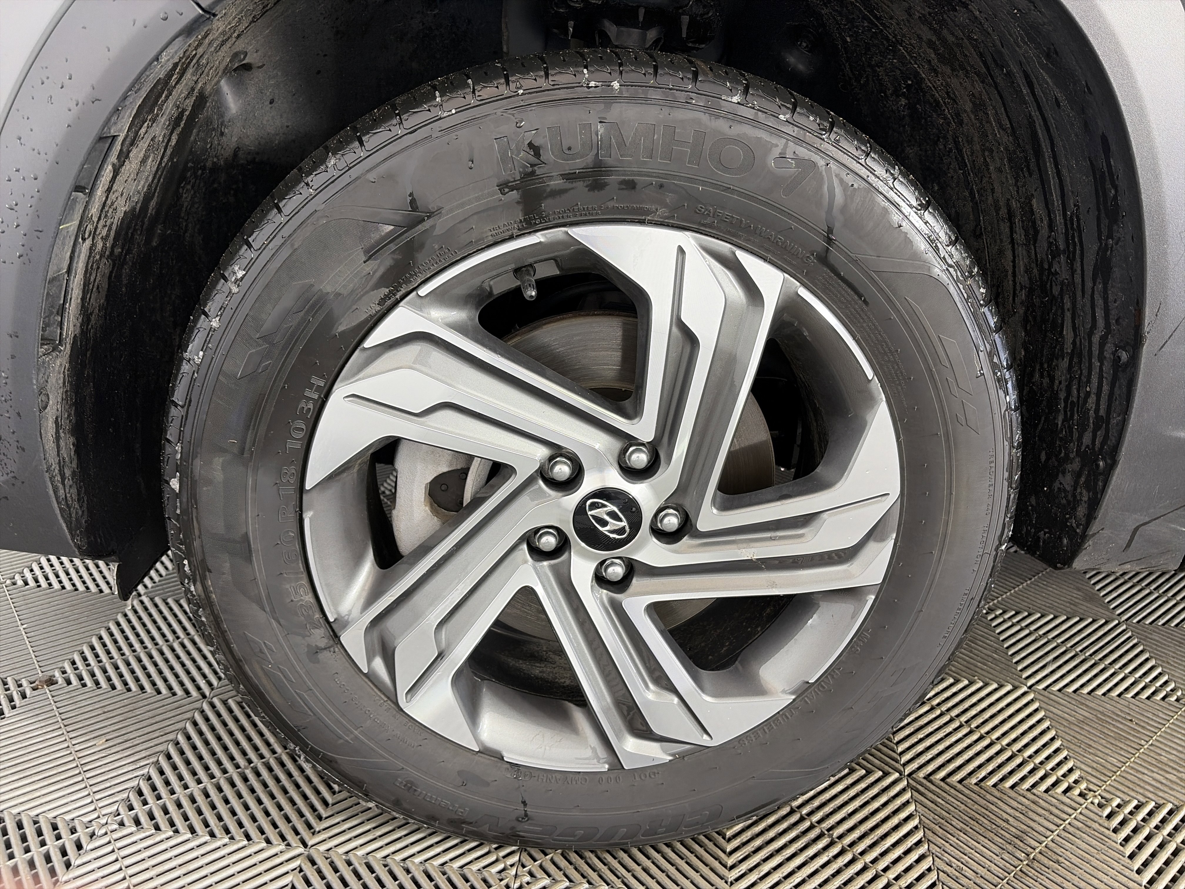 Certified 2023 Hyundai Santa Fe SE image 13