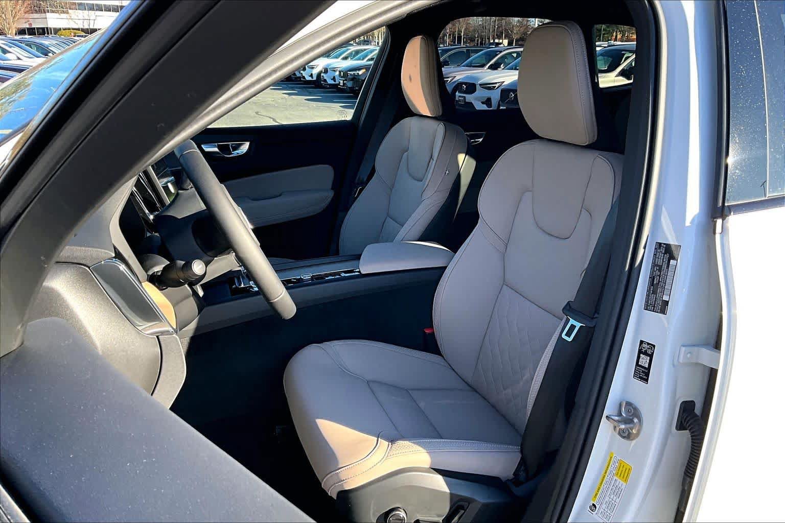 New 2026 Volvo XC60 B5 Plus w/ Protection Package Premier AWD/4WD image 13