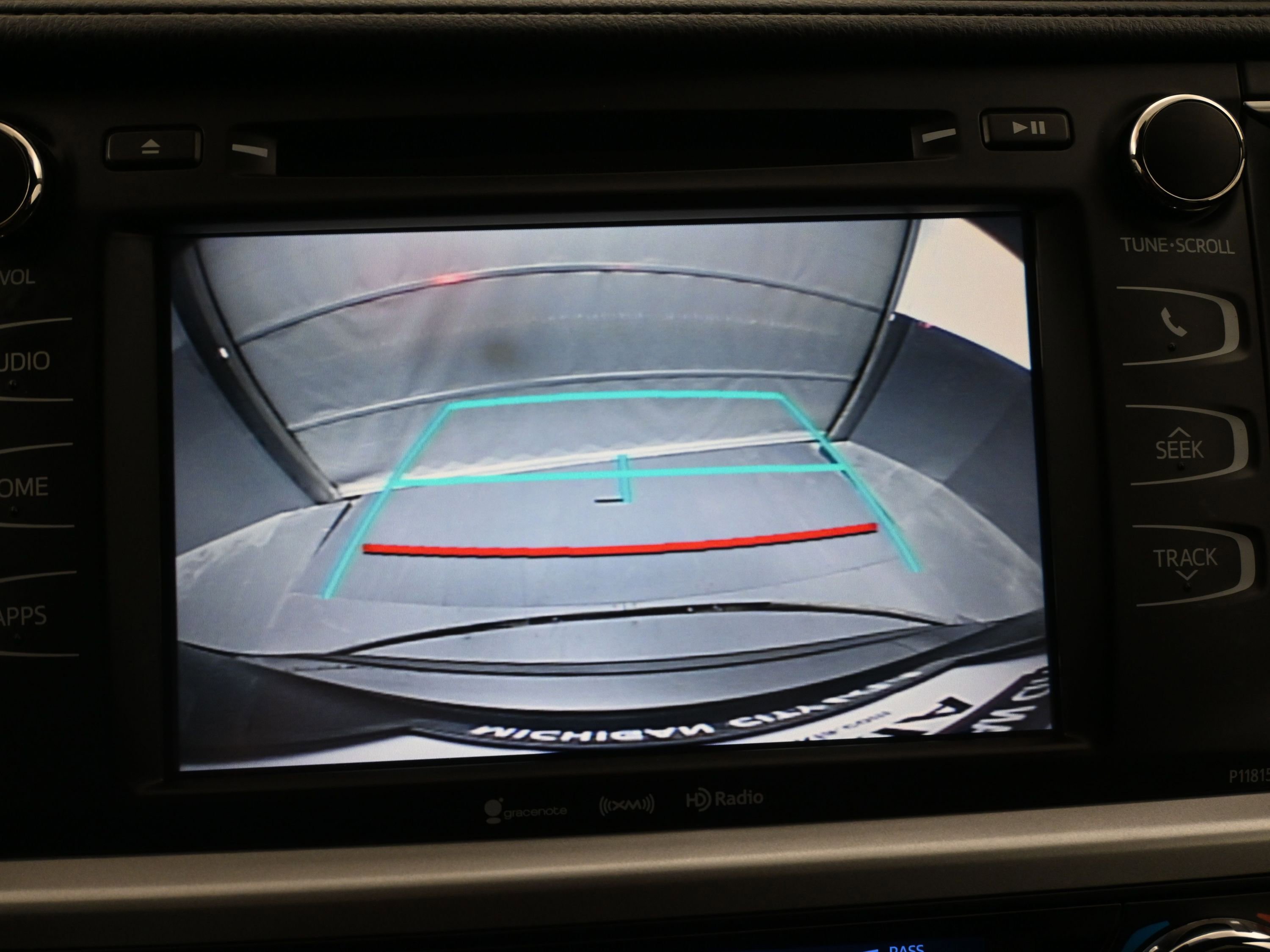 Used 2019 Toyota Highlander Plus image 16