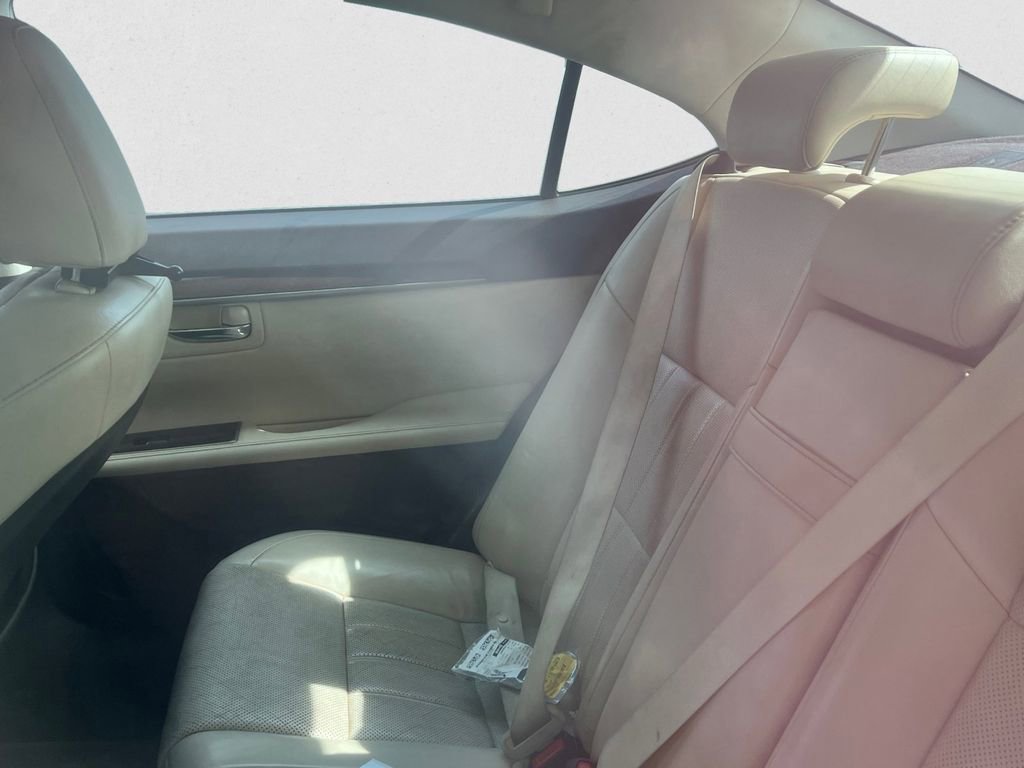 Used 2016 Lexus ES 350 w/ Luxury Package w/Wood Trim image 8