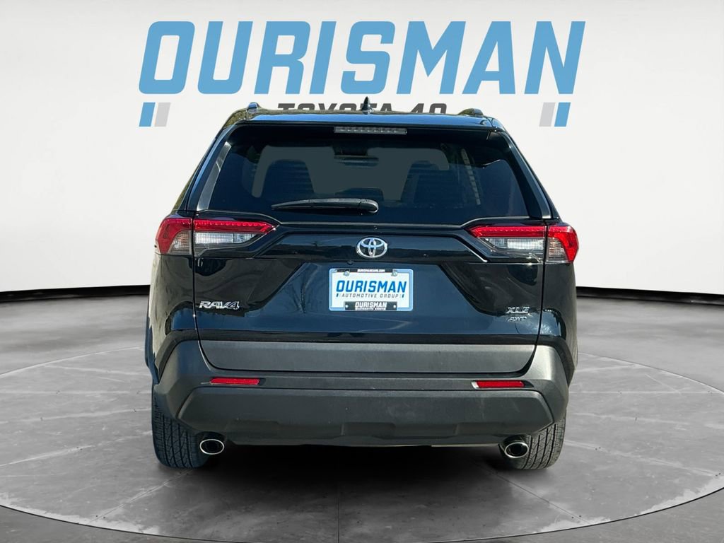 Used 2023 Toyota RAV4 XLE image 6