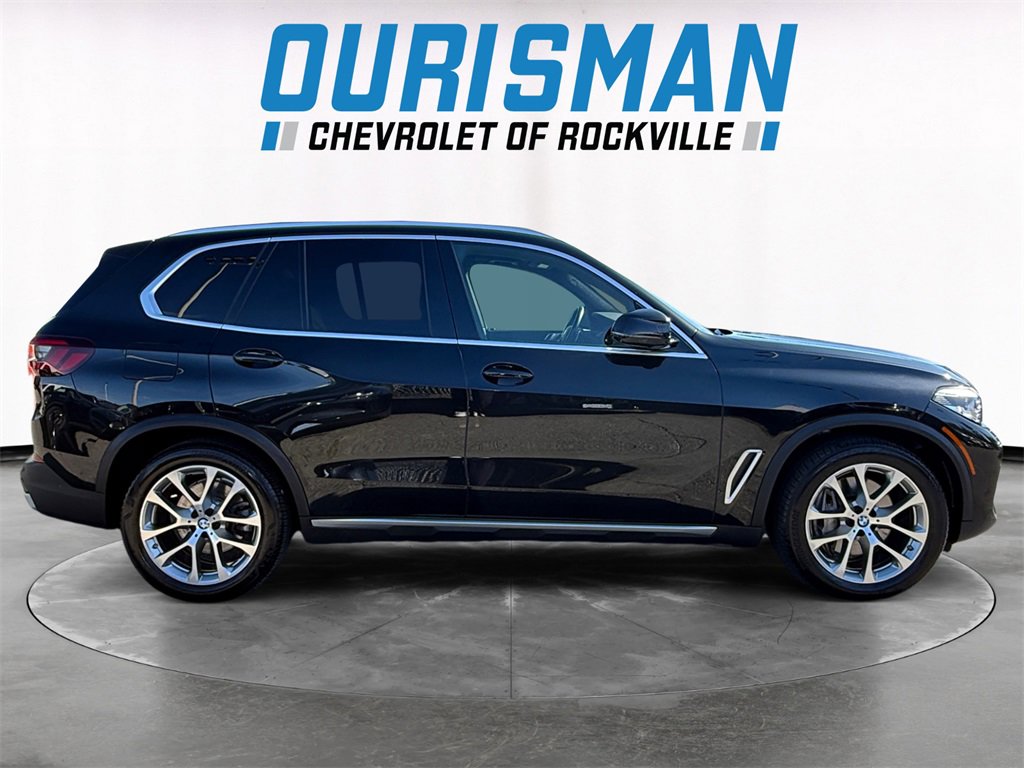 Used 2021 BMW X5 xDrive45e w/ Parking Assistance Package image 7