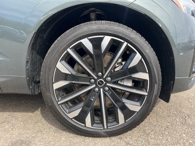 New 2026 Volvo XC60 T8 Ultra w/ Protection Package Premier image 10