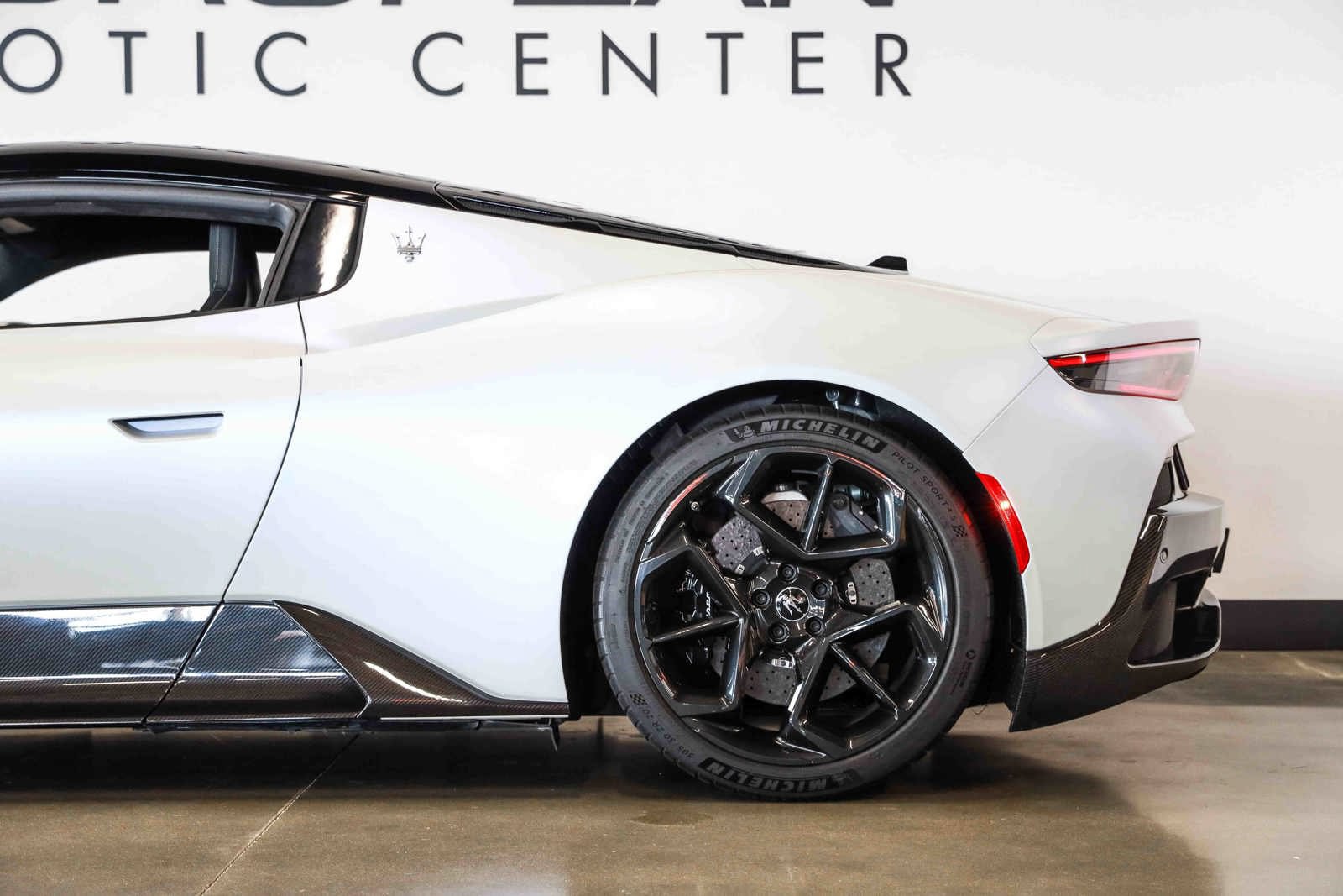 Used 2022 Maserati MC20 Coupe RWD image 22