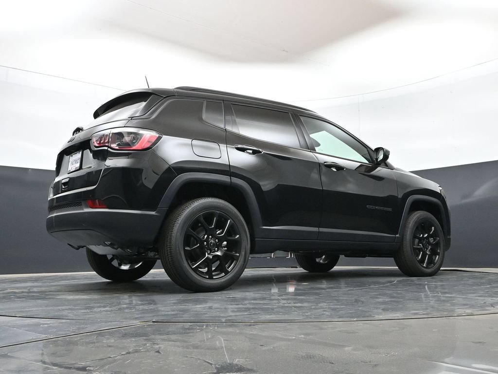 New 2026 Jeep Compass Latitude AWD/4WD image 42