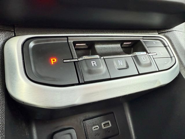 Used 2023 GMC Acadia SLE w/ Driver Convenience Package image 29