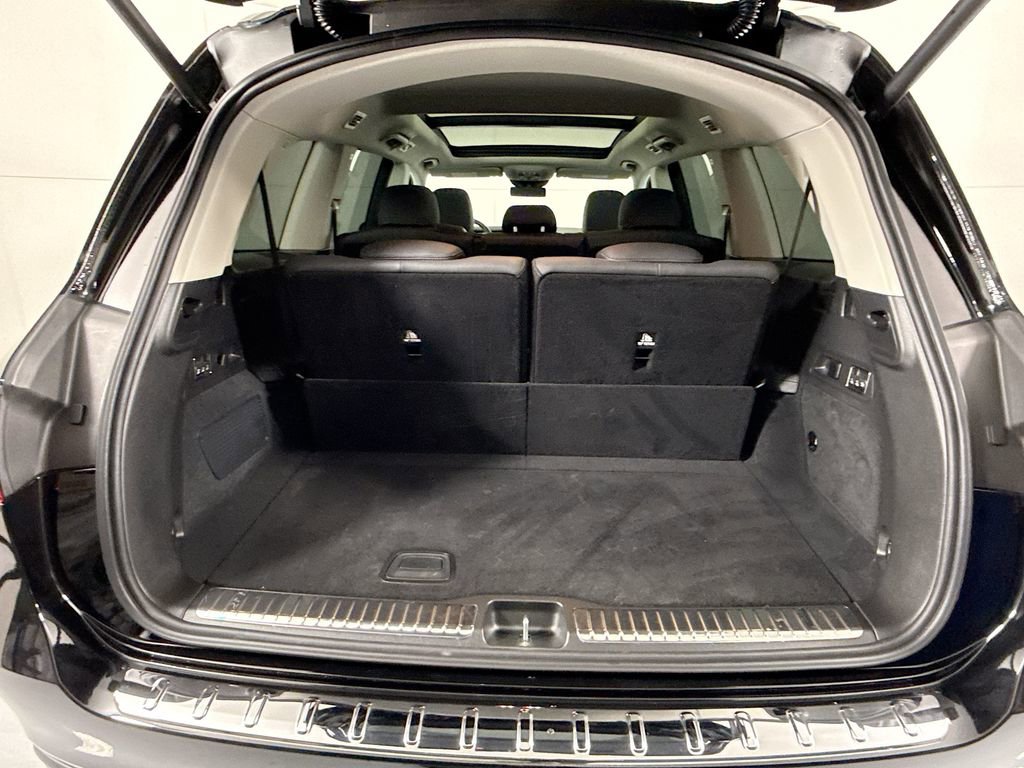 Used 2026 Mercedes-Benz GLS 450 4MATIC image 29