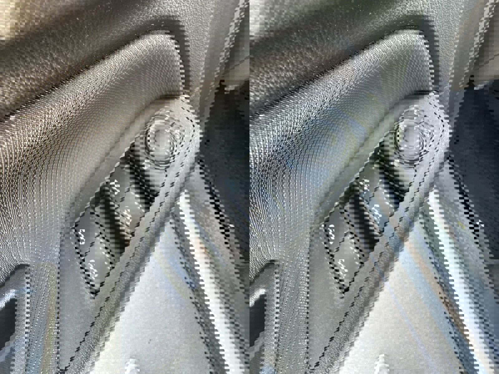 Used 2022 Chevrolet Equinox RS w/ LPO, Floor Liner Package FWD image 23