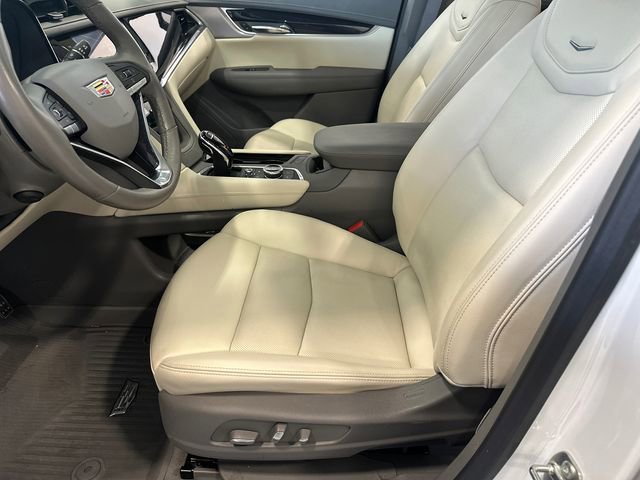 Used 2024 Cadillac XT6 Premium Luxury AWD/4WD image 23