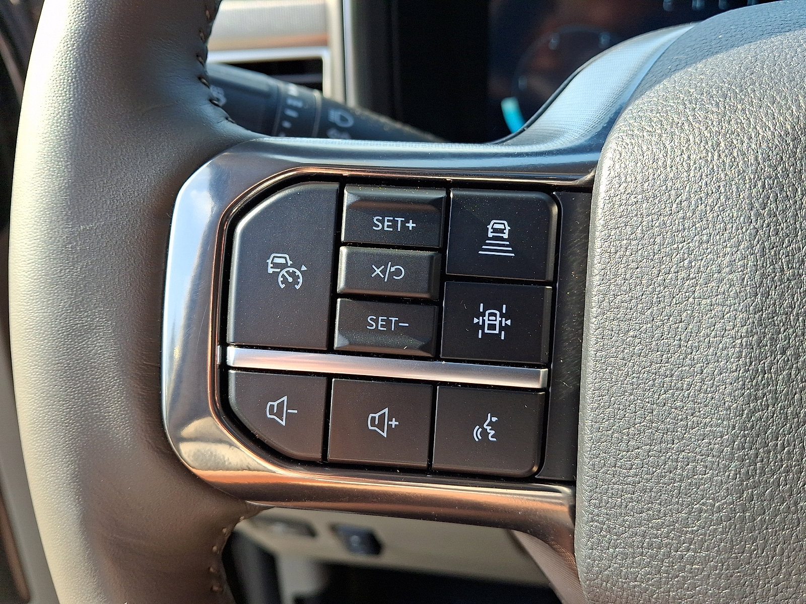 Certified 2026 Ford F450 Platinum w/ Platinum Plus Package image 23