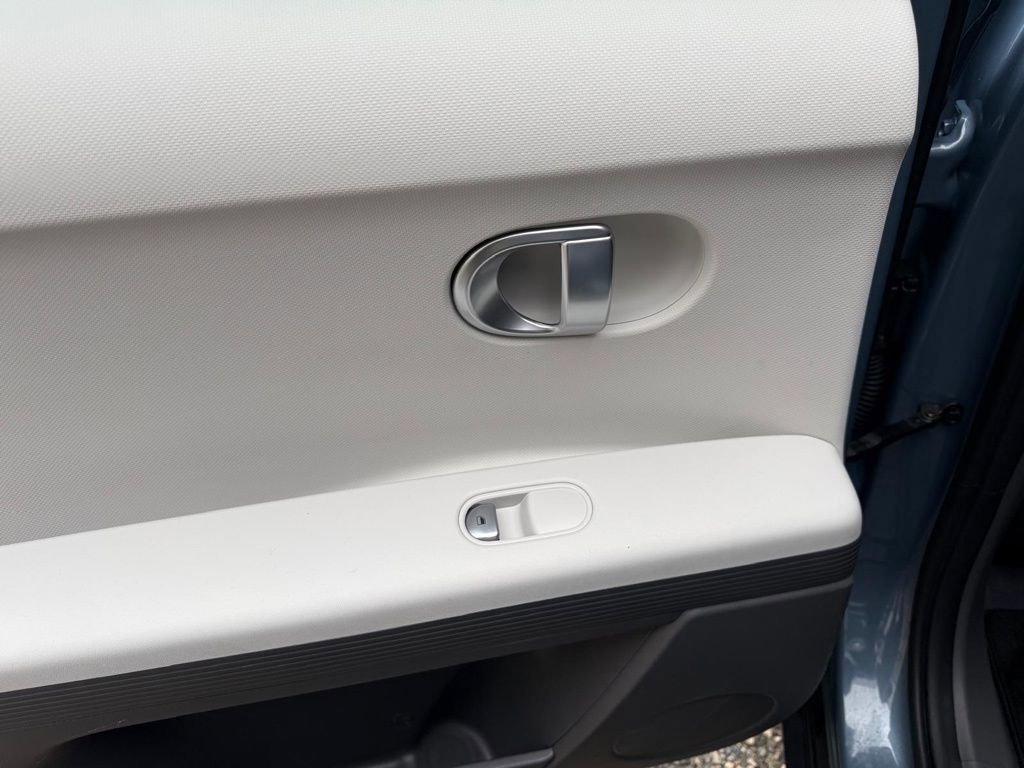 Used 2024 Hyundai Ioniq 5 SEL image 17
