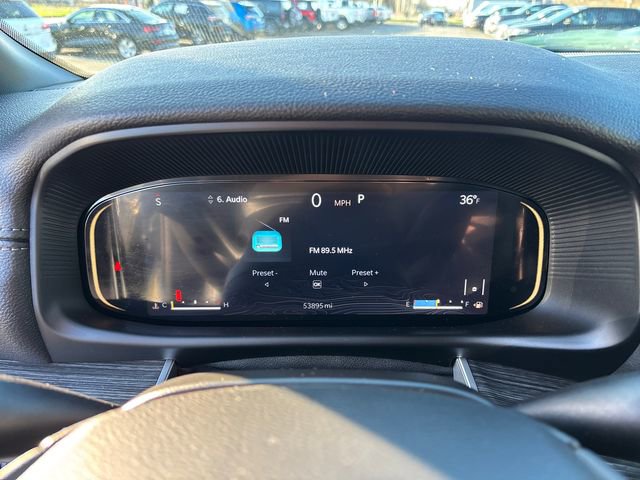 Used 2022 Jeep Wagoneer Series III w/ Flexible Seating Group image 19