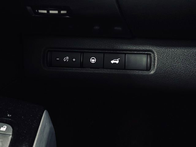 Used 2023 Nissan Pathfinder SL image 31