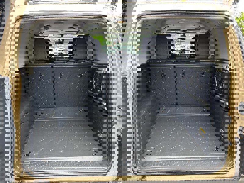 Used 2011 Toyota FJ Cruiser 4WD w/ Upgrade Pkg image 18