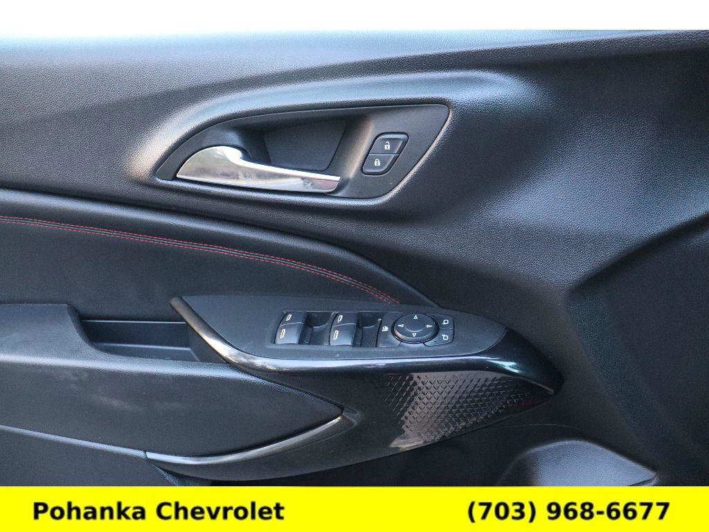 Used 2024 Chevrolet Trax RS w/ Sunroof Package image 21