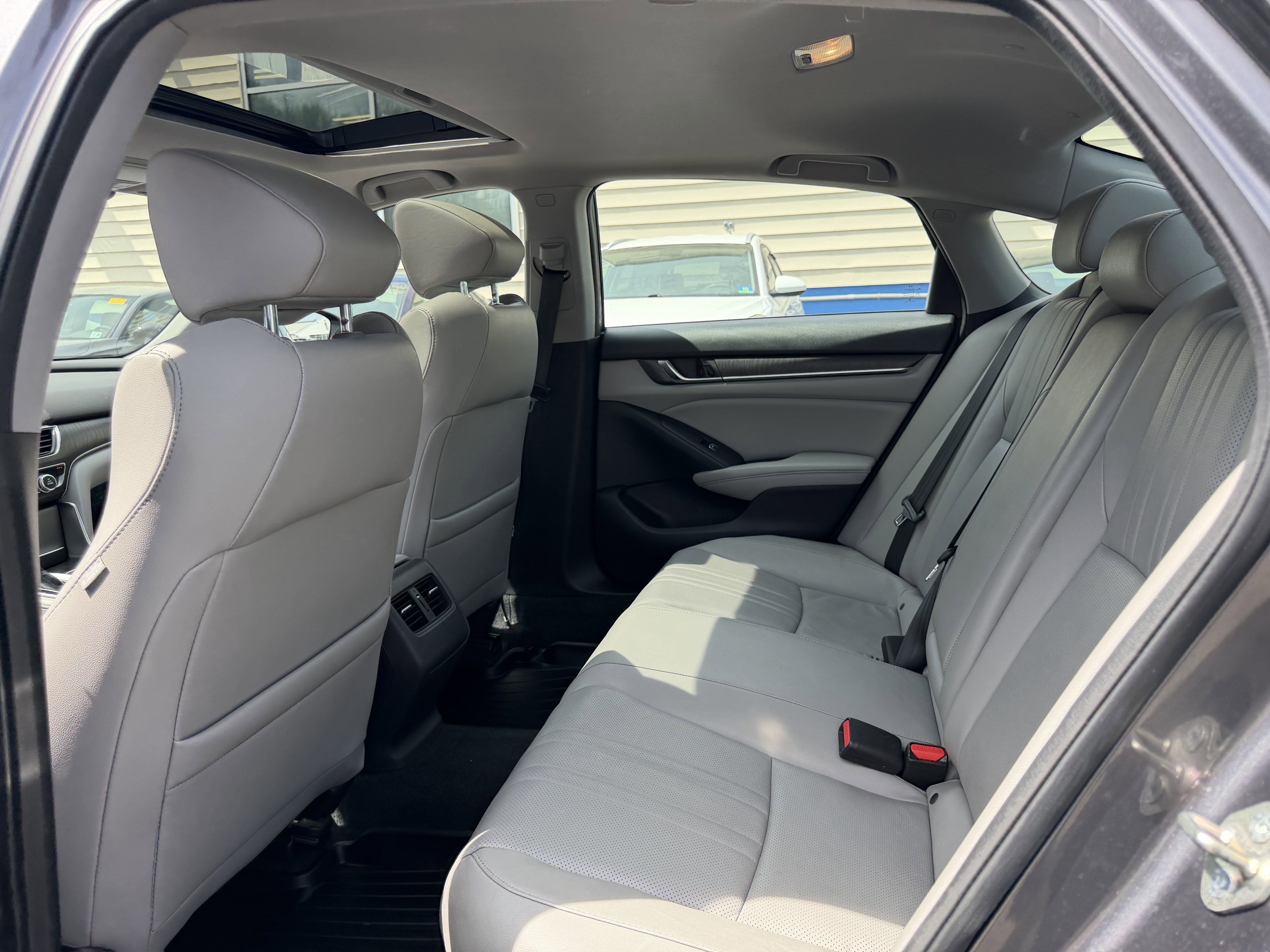 Used 2020 Honda Accord EX-L image 26