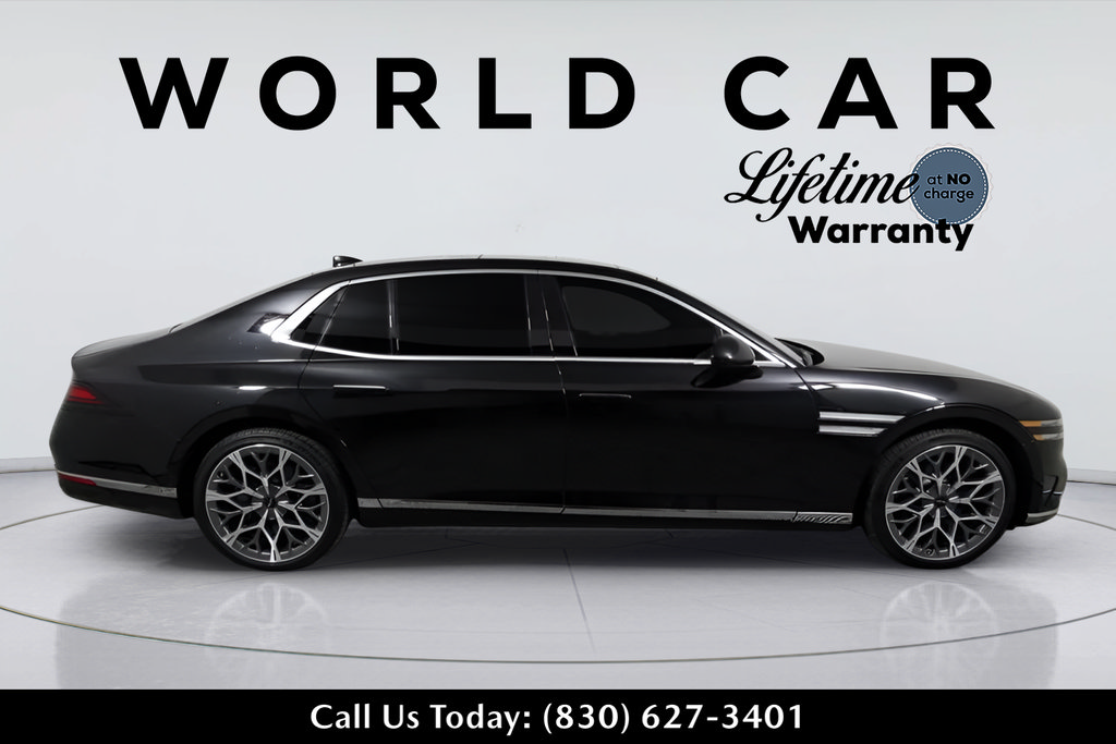Used 2024 Genesis G90 3.5T AWD/4WD image 2